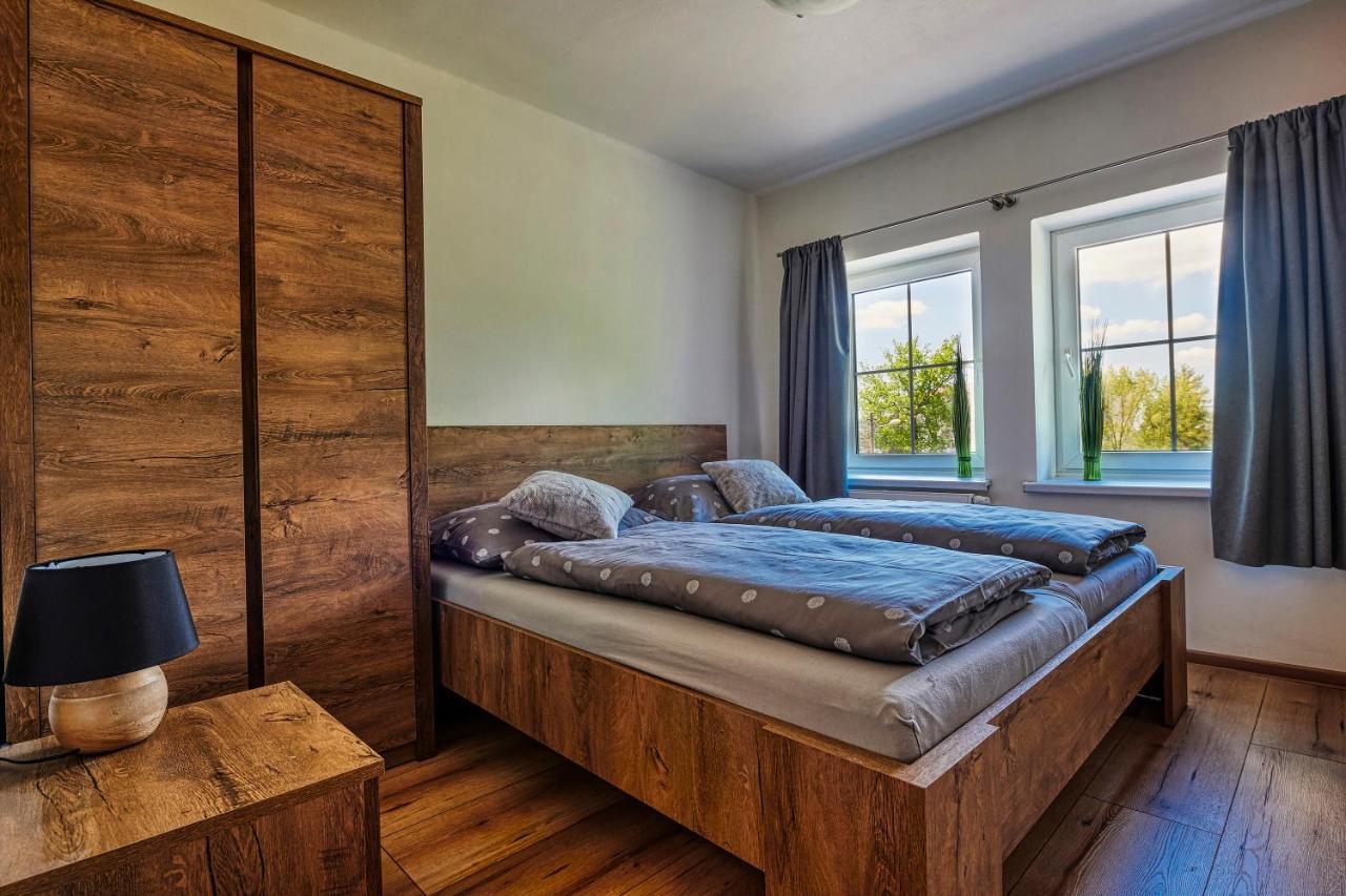 Na Rozcesti Frydlant Hotel Kültér fotó